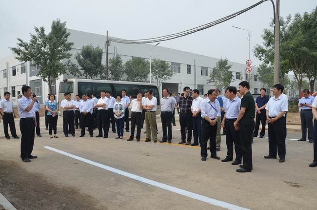 市、區觀摩團到華紡科技產業園實地考察